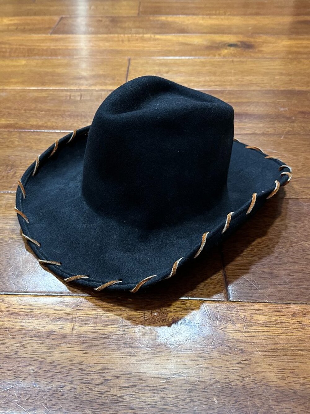 Black Felt Wool Hat Leather Lacing Band USA Wide Brim One Size Unisex Western
